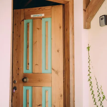 Daire Trikalioti's Lush Estate *