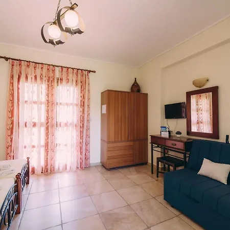 Daire Trikalioti's Lush Estate *