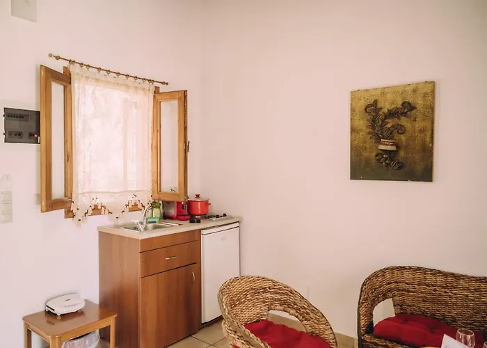 Trikalioti's Lush Estate Appartement *