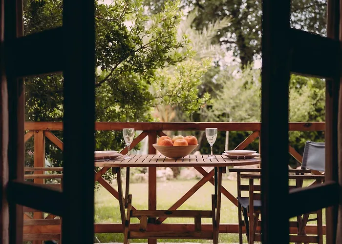 Trikalioti's Lush Estate * Palouki