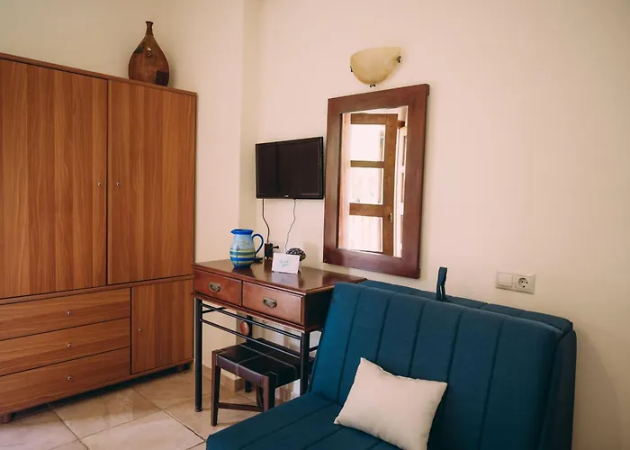 Trikalioti's Lush Estate Appartement *