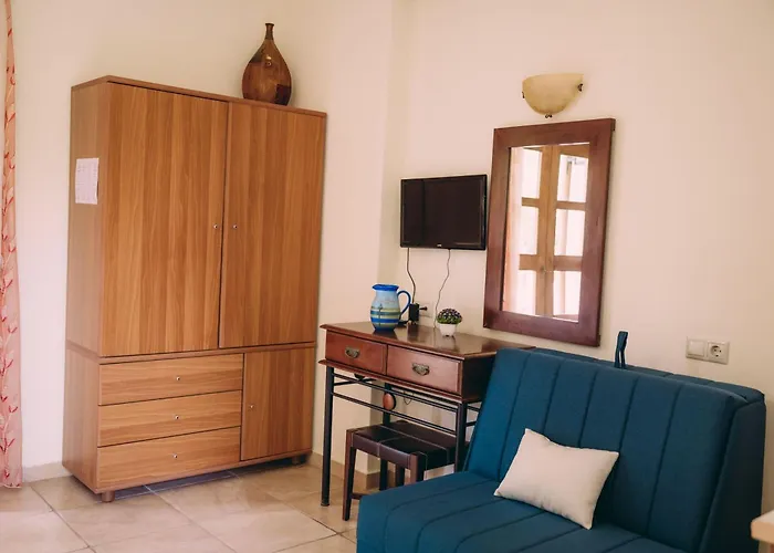 Trikalioti's Lush Estate Appartement *