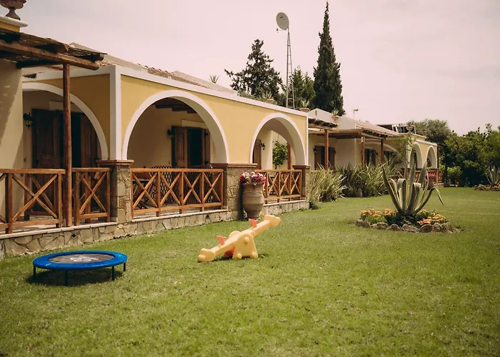 Trikalioti's Lush Estate * Palouki